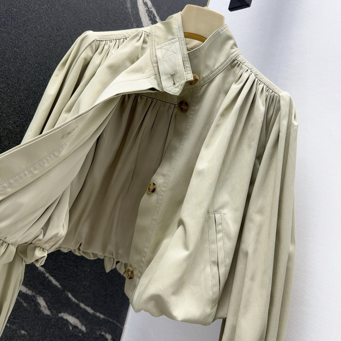Chic Cropped Jacket with Lantern Sleeves - Elegant & Modern Spring Style 8 i1753329528427 7474 0 6