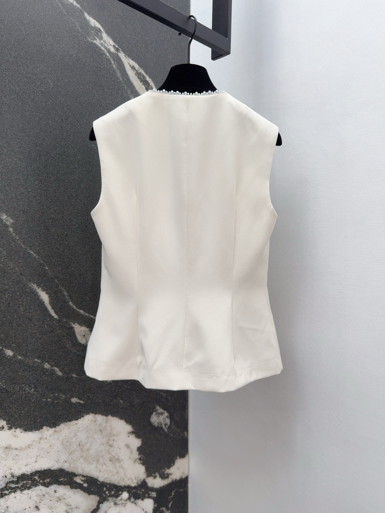 Elegant Vest and Shorts Set with Pearl Embellishments - Chic & Timeless 10 i1753331877172 8974 0 8