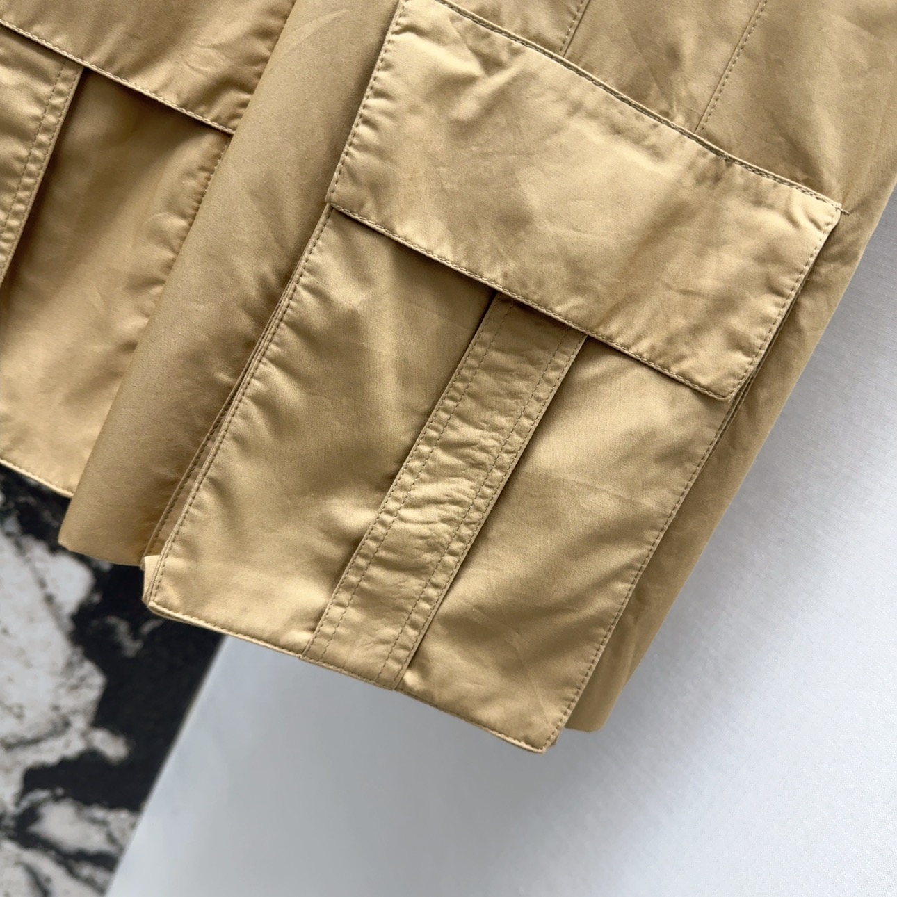 Spring and Summer Female Clothing Collection Featuring BAL 25SS Designs - 图片 7