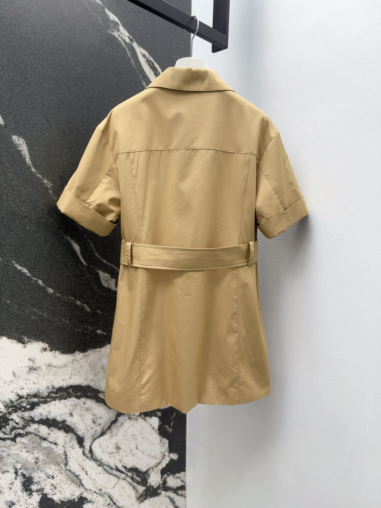 Spring and Summer Female Clothing Collection Featuring BAL 25SS Designs - 图片 9