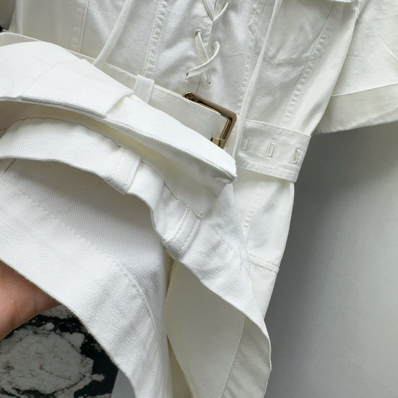 Spring and Summer Female Clothes: BAL 25SS Collection Highlights Versatile Designs - 图片 8