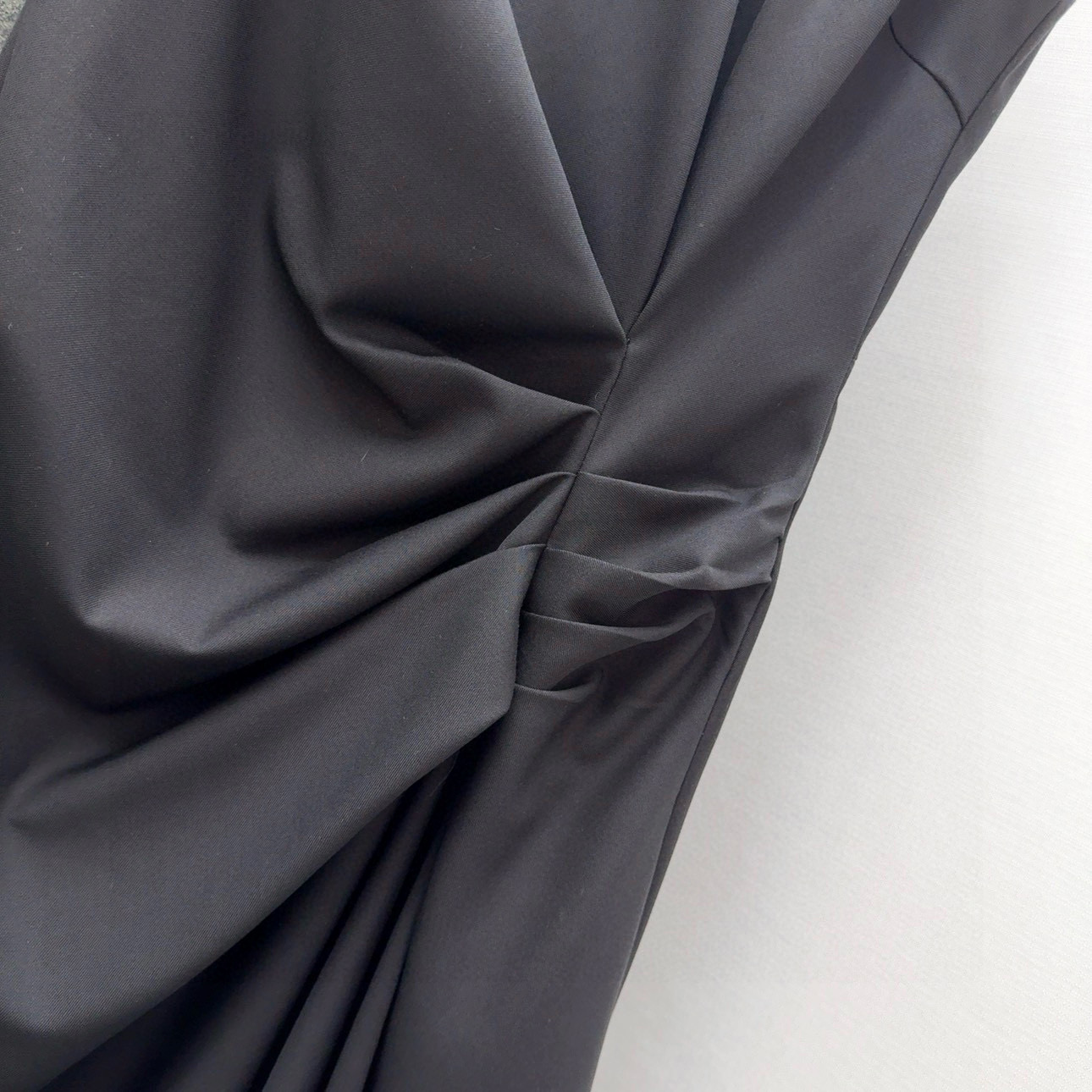 Irregular Wrinkled Vest-less Dress: P624 One-Size-Fits-All, Spring-Summer Collection - 图片 5