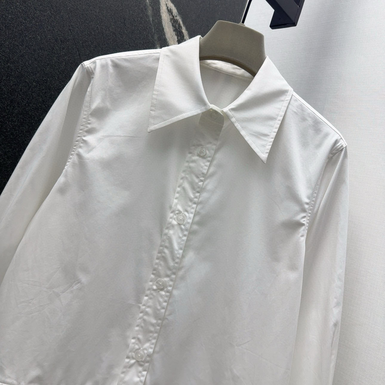 “New School Long-Sleeved T-shirts: Sweet and Stylish Designs for Girls” - 图片 2