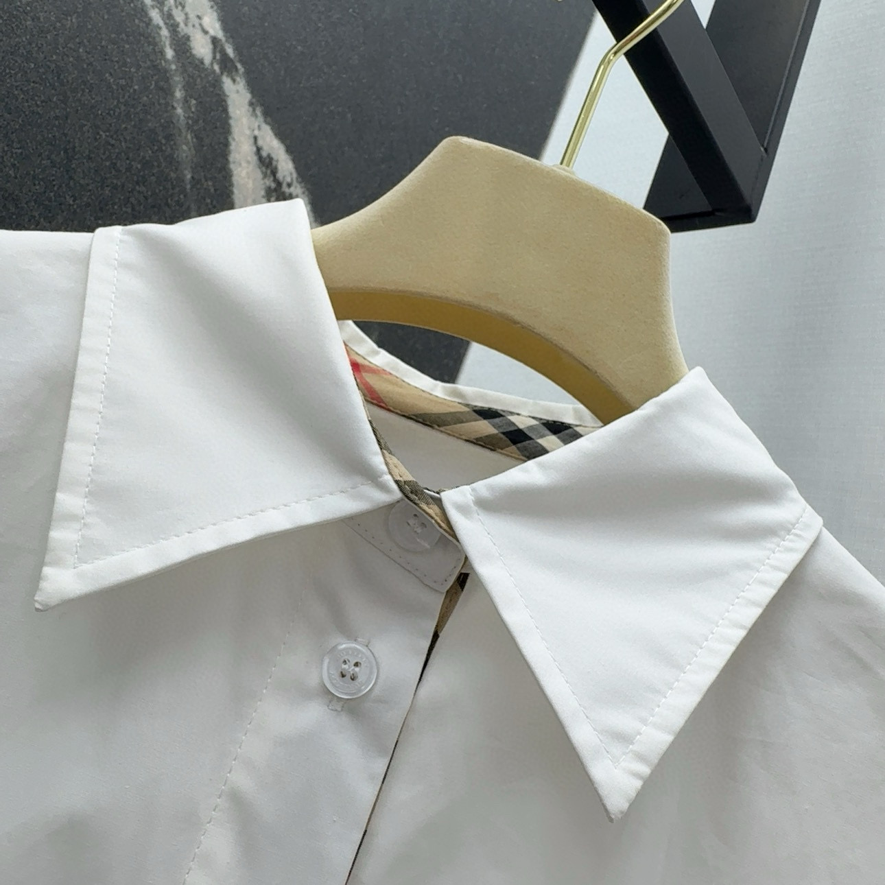New Zeogue Spring-Summer Collection: Luxurious Silk Shirts in Classic Styles - 图片 4