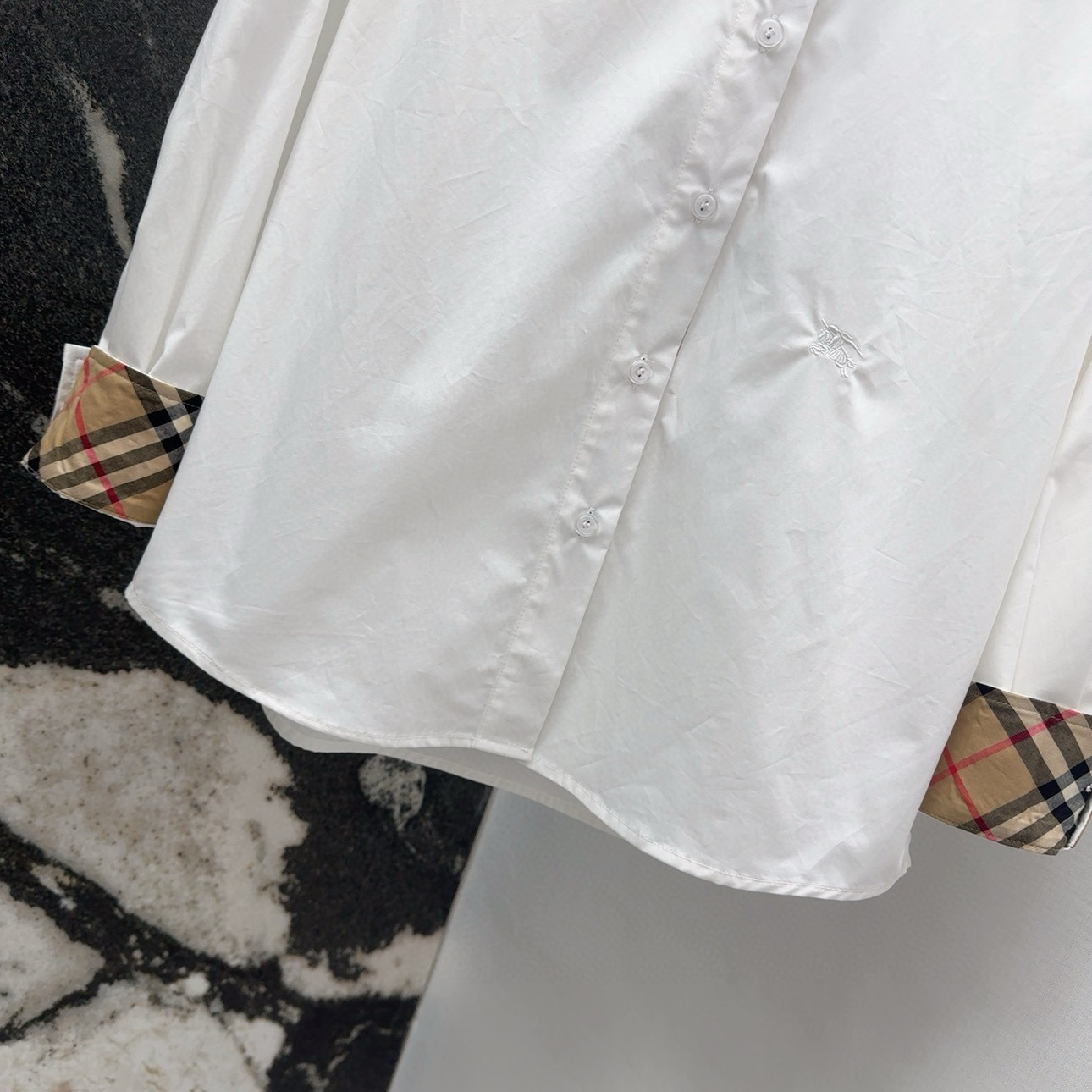 New Zeogue Spring-Summer Collection: Luxurious Silk Shirts in Classic Styles - 图片 5