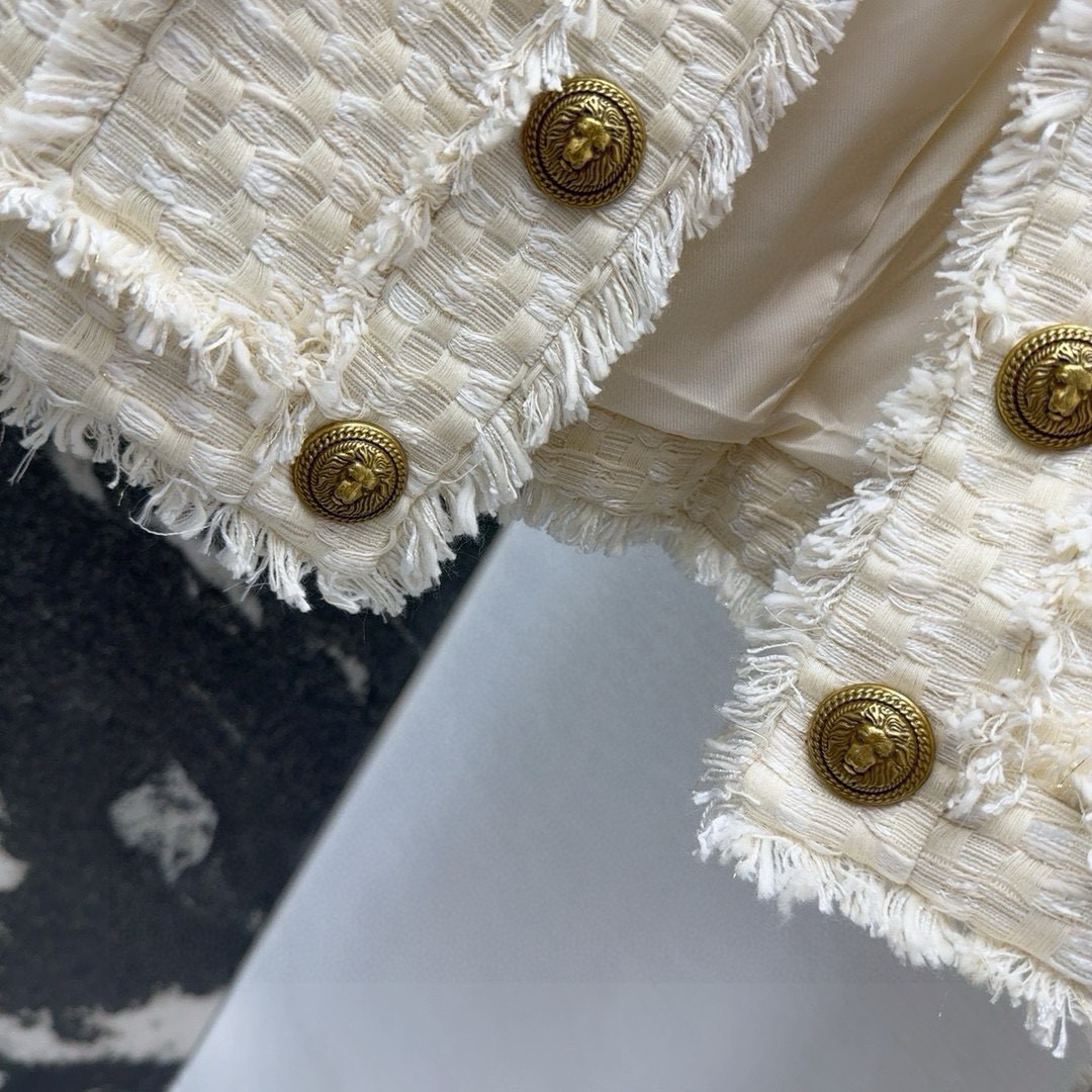 Stylish One-Size Female Suit with Double-Buttons for Autumn/Winter – SML Sizes - 图片 6