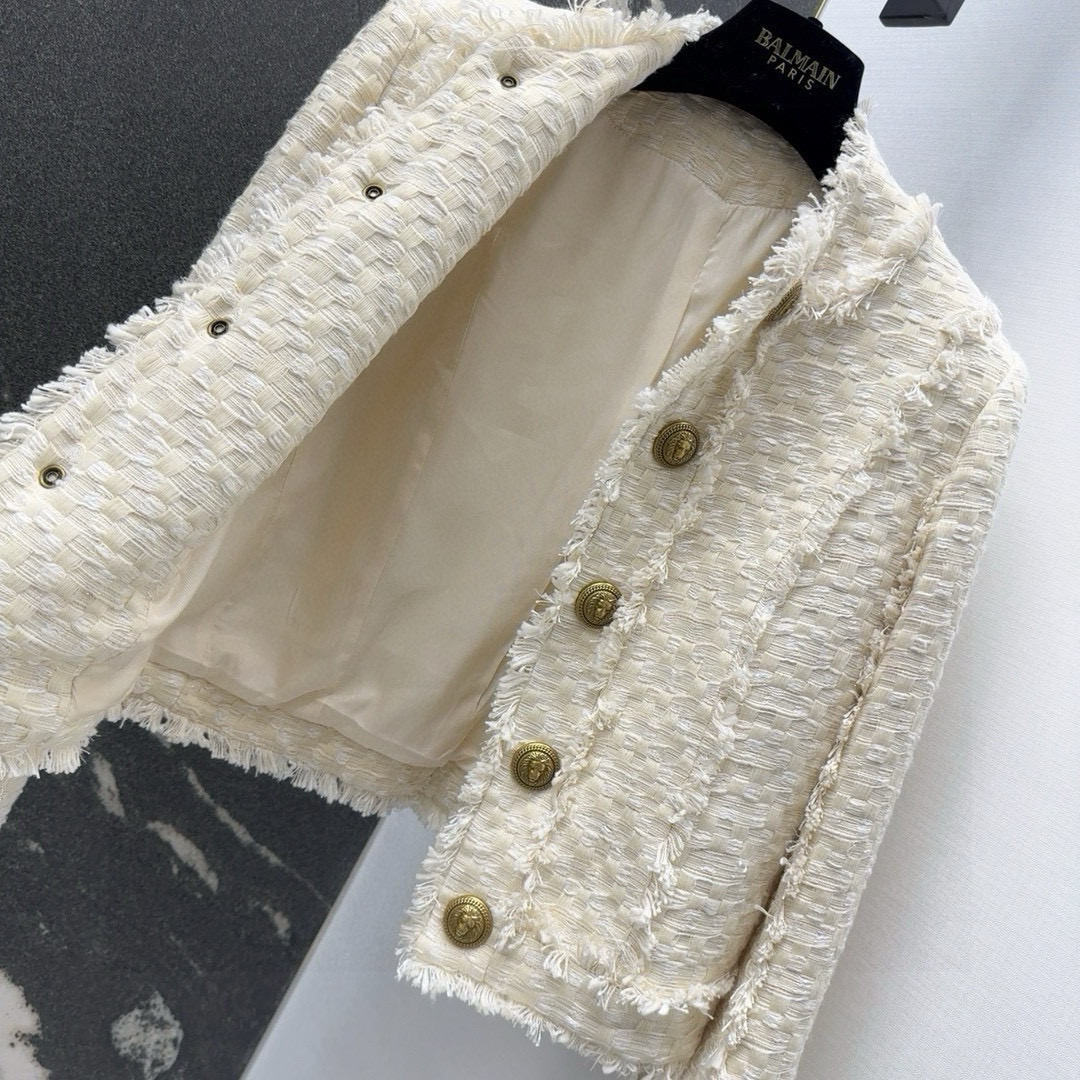 Stylish One-Size Female Suit with Double-Buttons for Autumn/Winter – SML Sizes - 图片 7