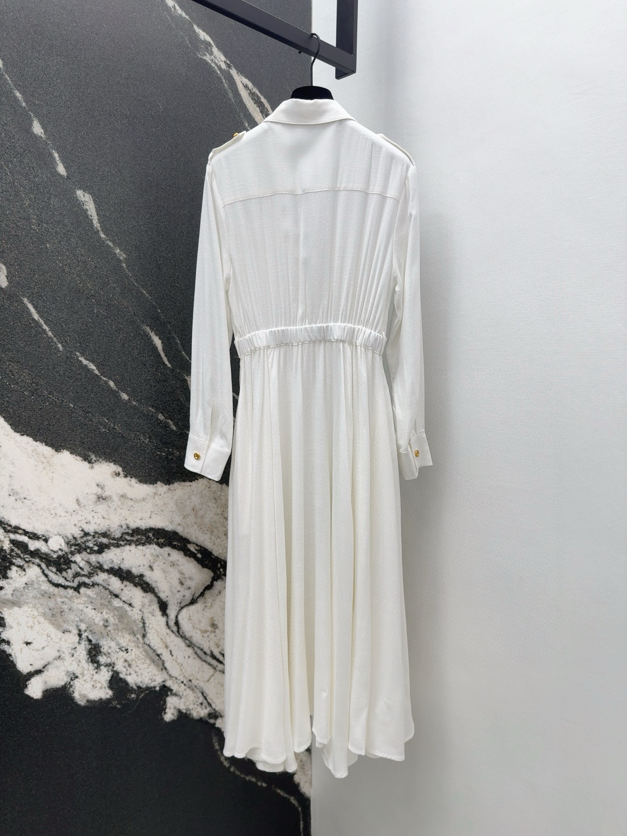 Metal-Stamped Shirt-Dressed Dress with Twirl Belt and Romantic Euphoria - 图片 9