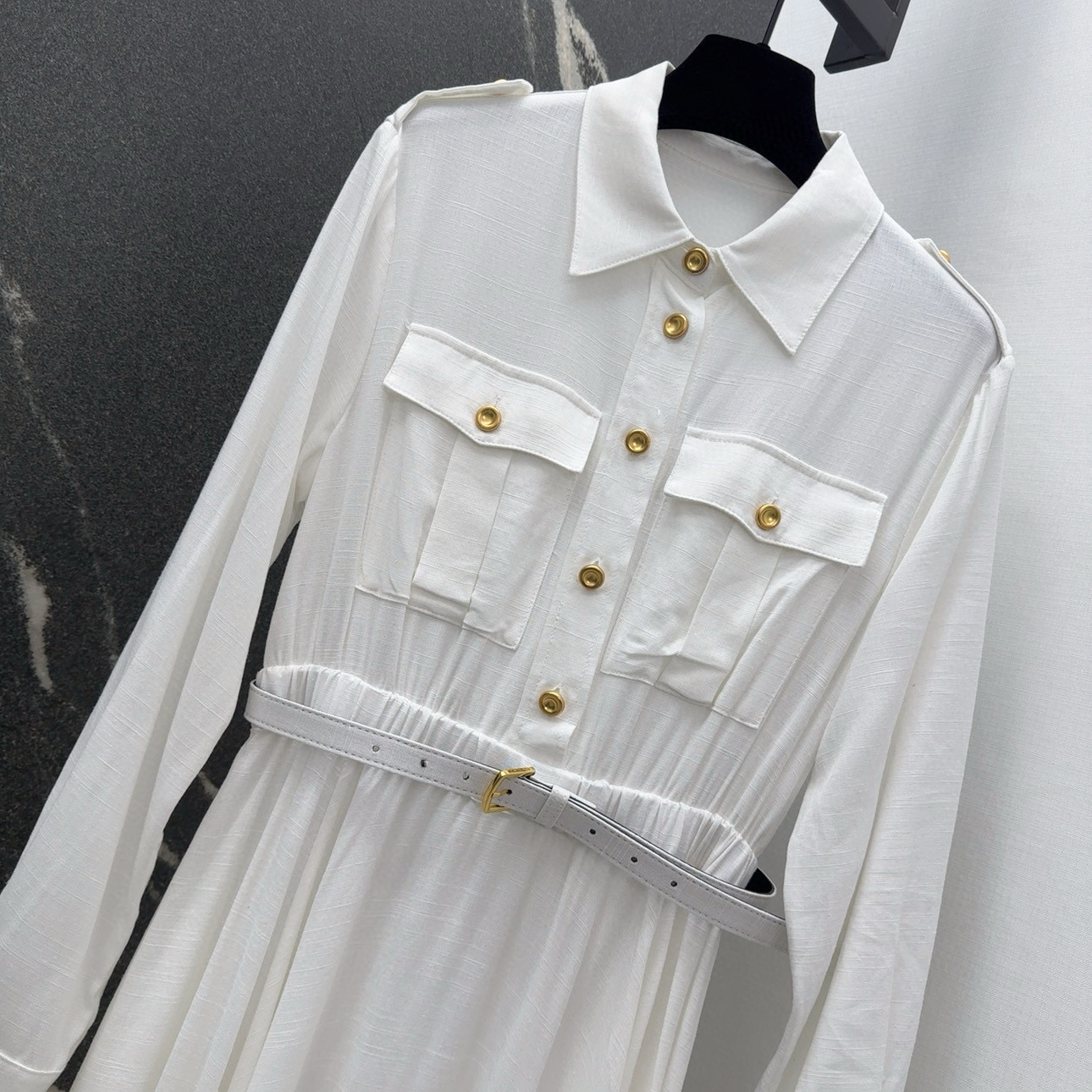 Metal-Stamped Shirt-Dressed Dress with Twirl Belt and Romantic Euphoria - 图片 3
