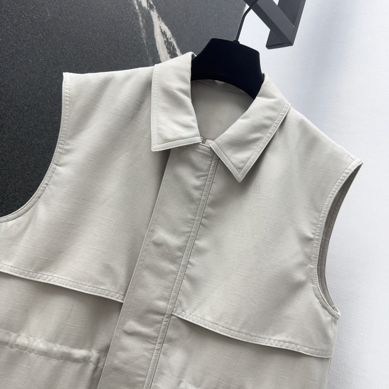 High-Level Customizable Wind-Carry Suit for Commuting and Leisure - 图片 2
