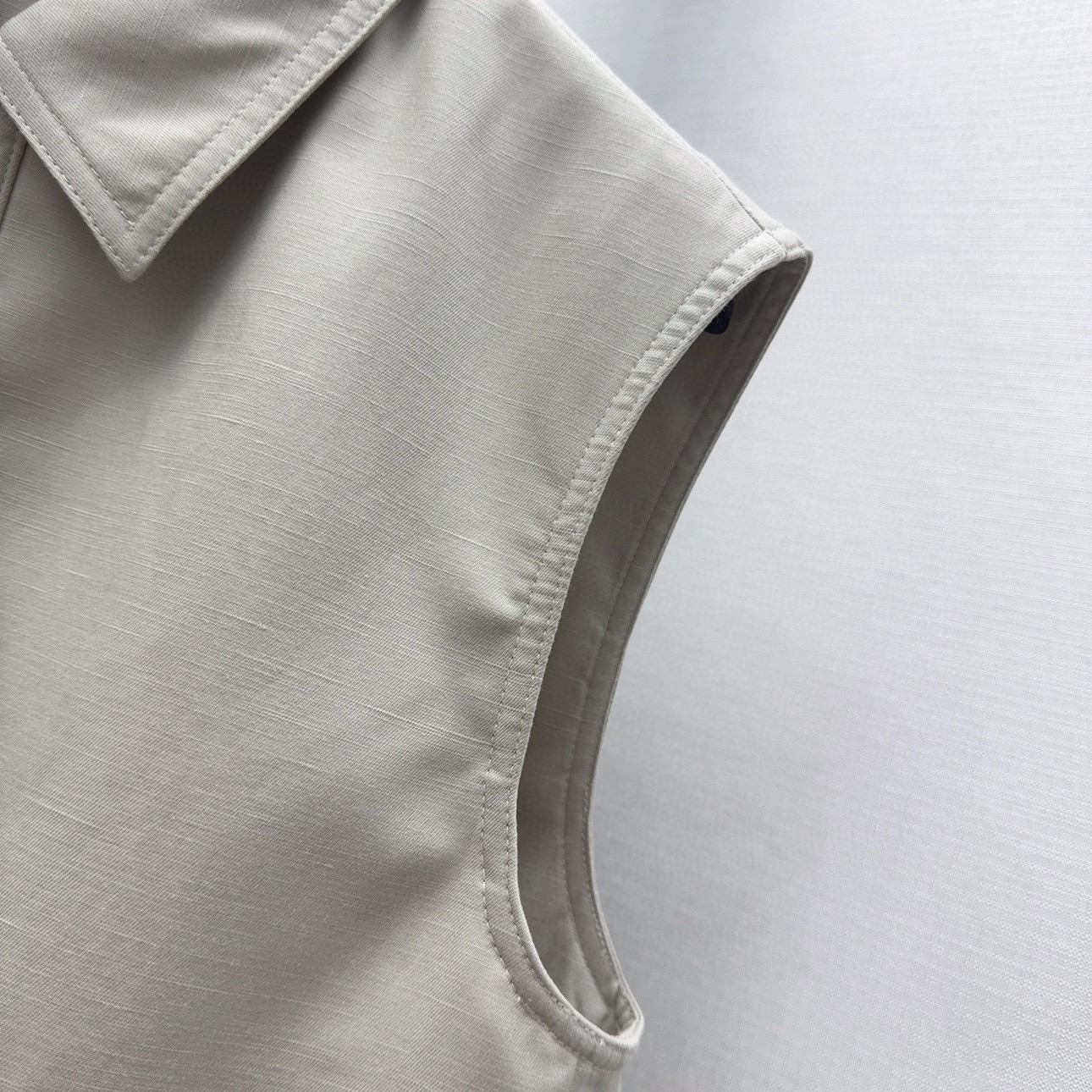 High-Level Customizable Wind-Carry Suit for Commuting and Leisure - 图片 4