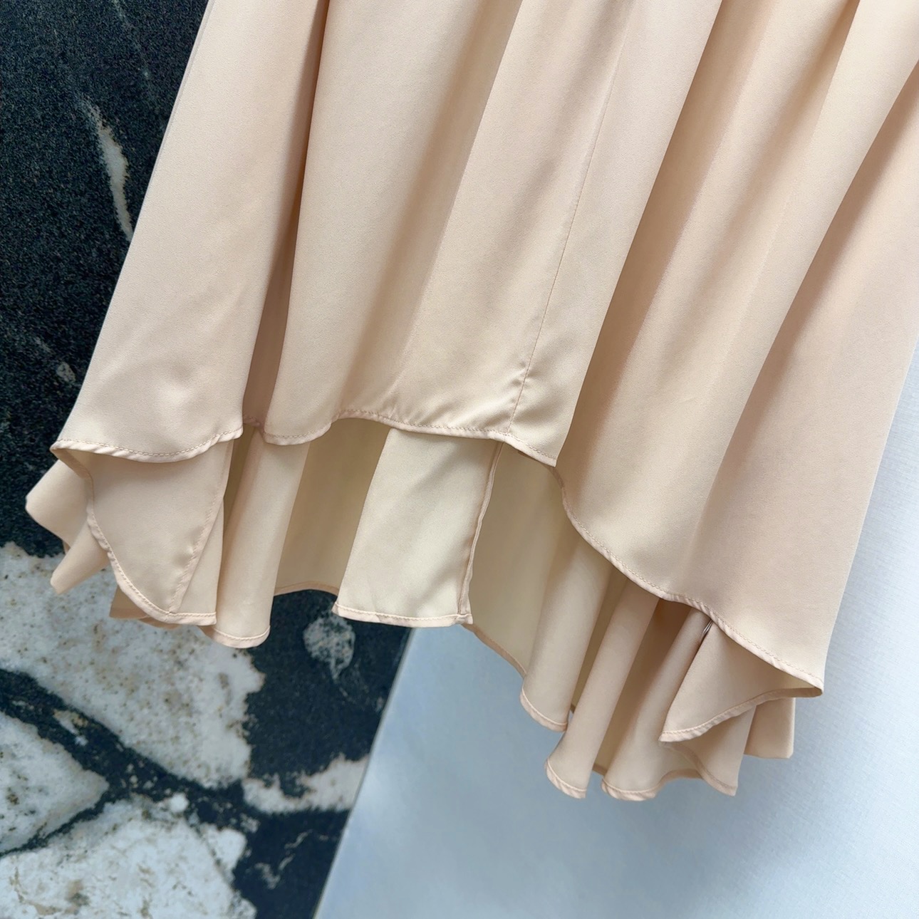 Women’s One-Size Ch-E 25SS Suit: Stylish, Versatile, and Comfortable - 图片 5