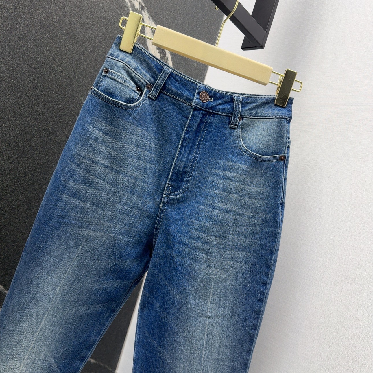 P648 One-Size-Fits-All Dress with High-Side Cowboy Pencils: Spring-Summer Collection Details - 图片 2