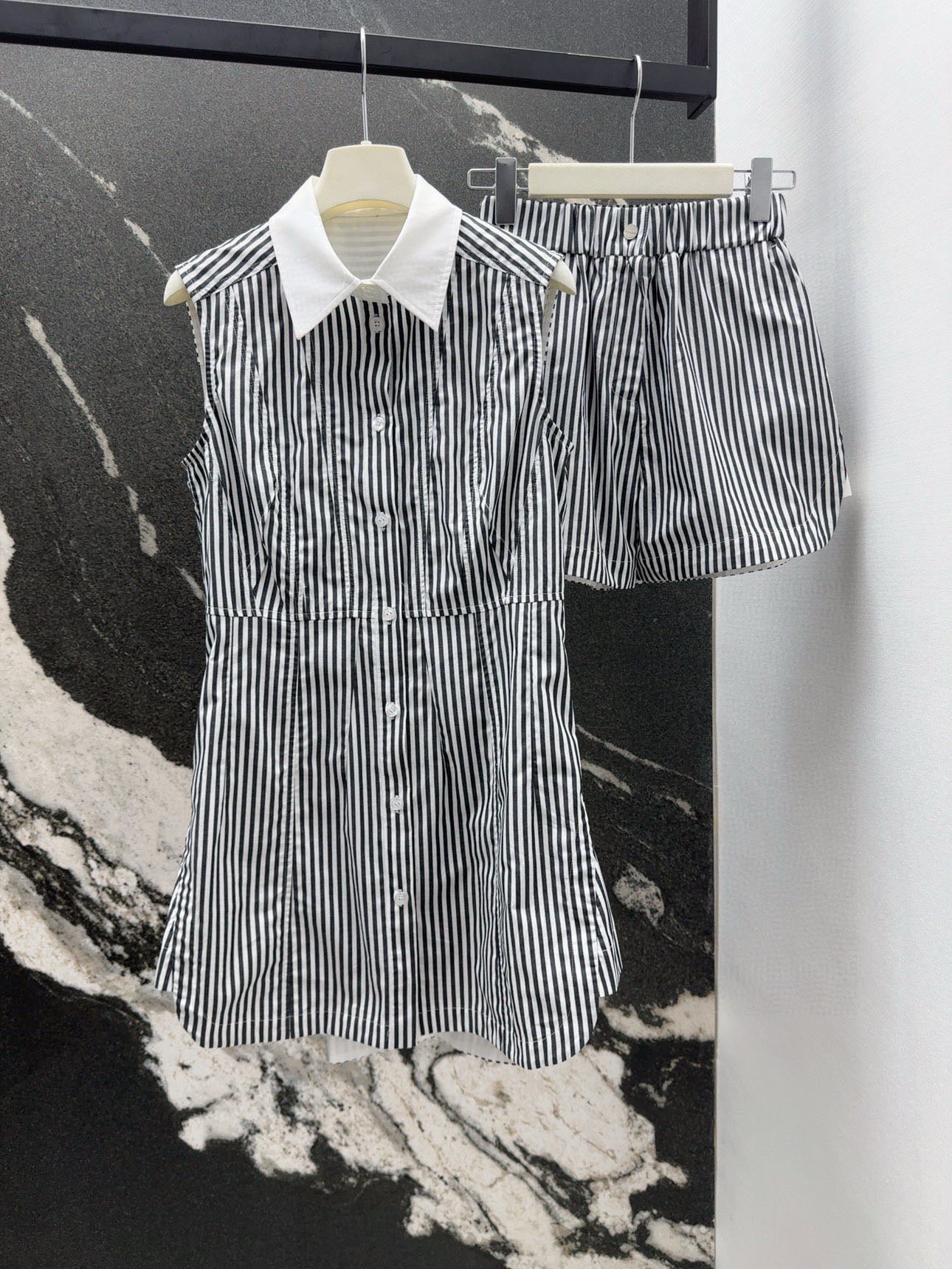 Stylish Single-Size Female Suit: Spring & Summer Air-Trip Dress with Striped Shirt & Shorts