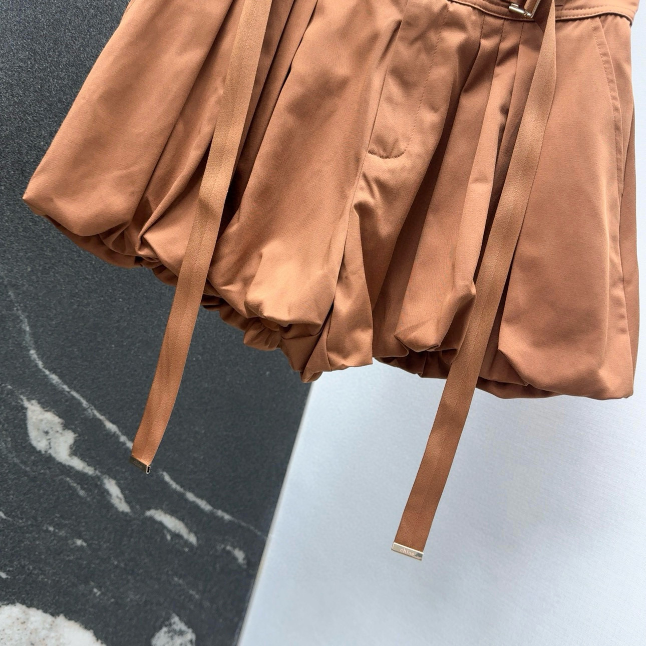 Spring and Summer New Crochet Collection: High Waist Lantern Pants with Vintage Charm - 图片 5