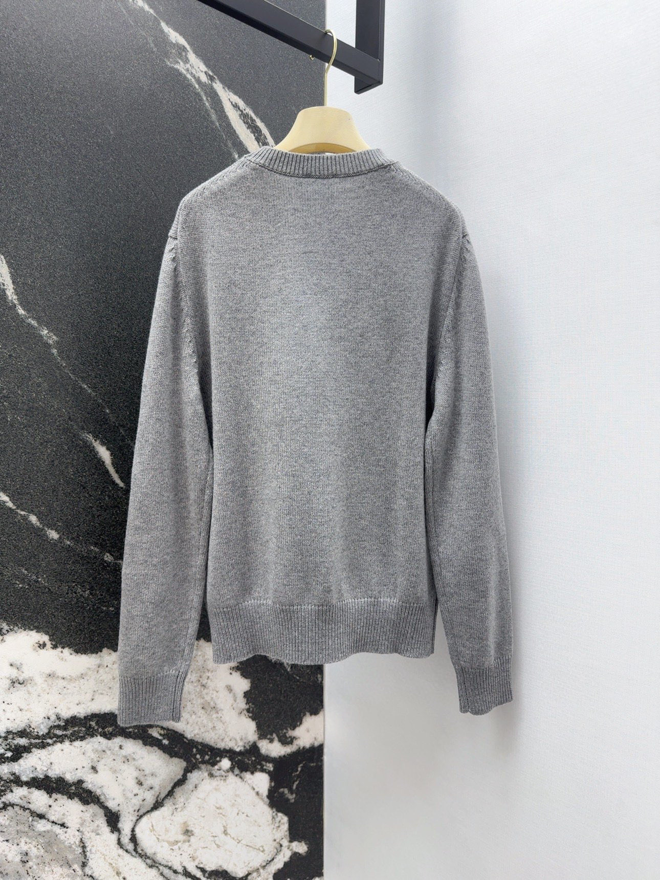 “Classic Feminine Outfits for Fall: P552 Collection with Bur 25SS Packaging” - 图片 9