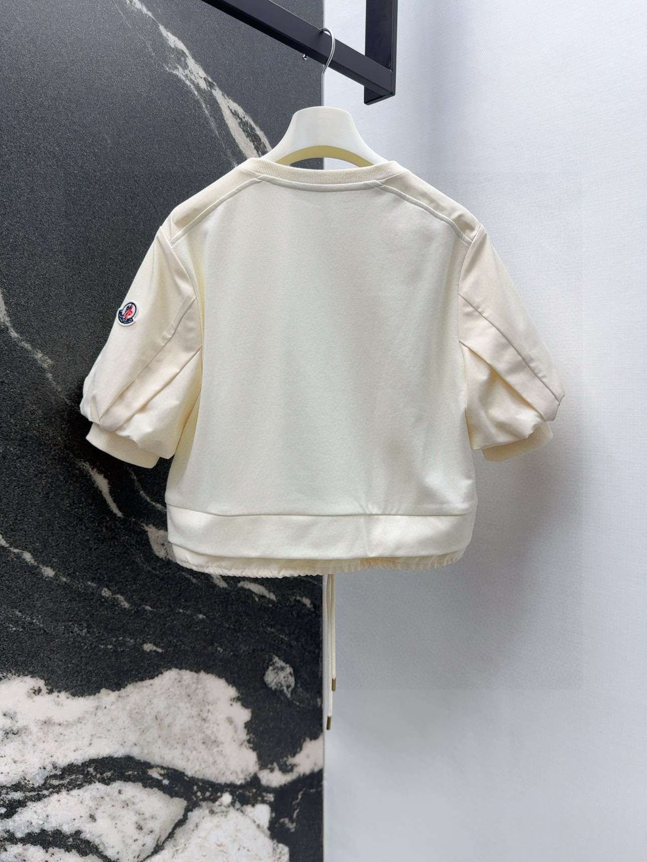 Women’s Suit with New Script Decoration and Loose Waist Shorts for Casual Style - 图片 9