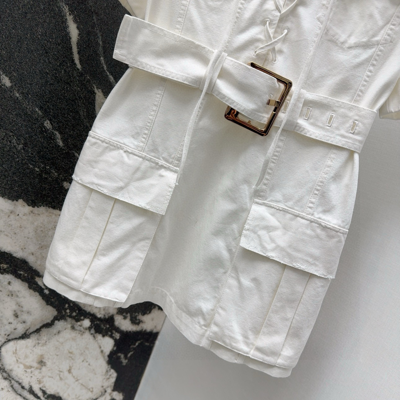 Spring and Summer Female Clothes Collection with BAL 25SS Design Elements - 图片 6