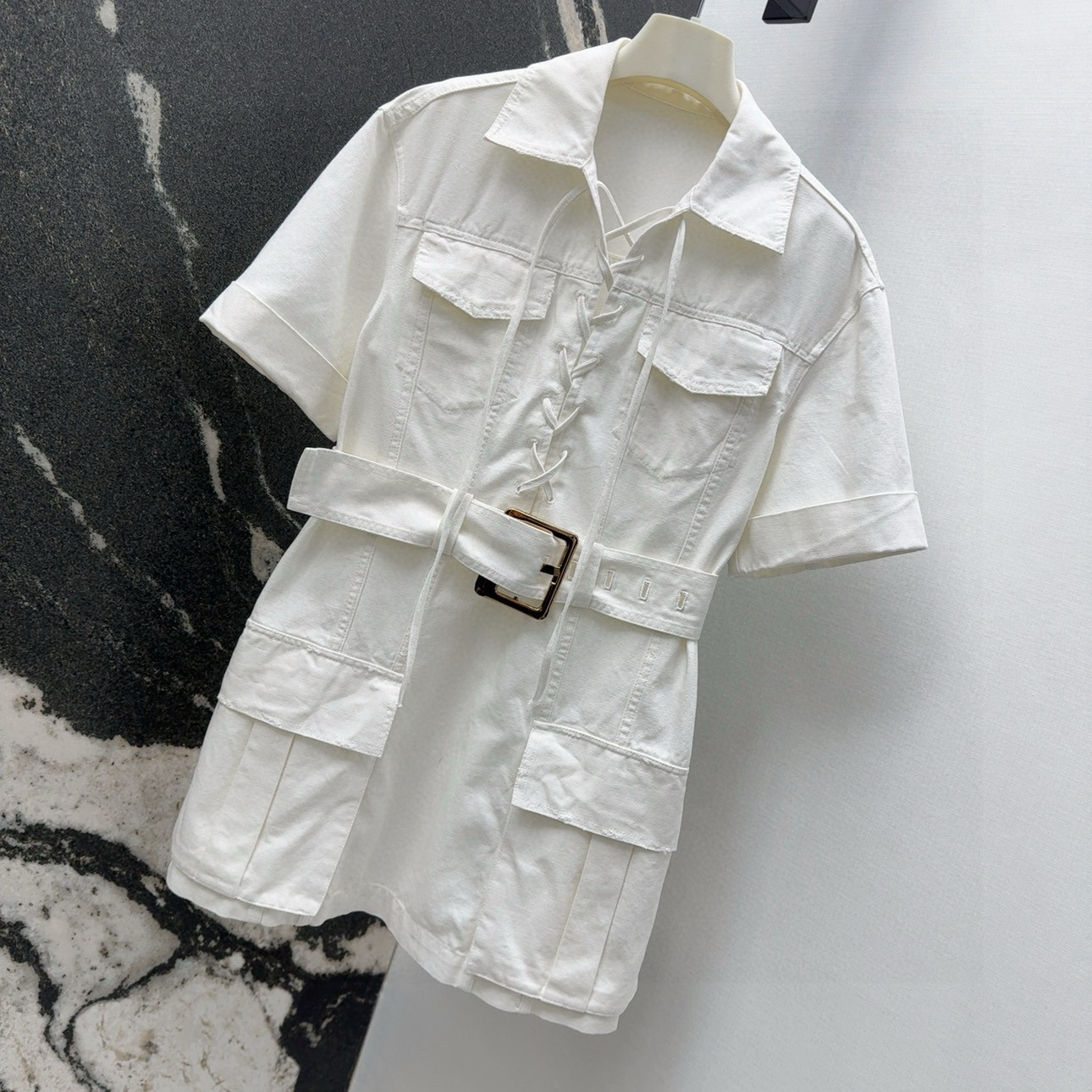 Spring and Summer Female Clothes Collection with BAL 25SS Design Elements - 图片 2