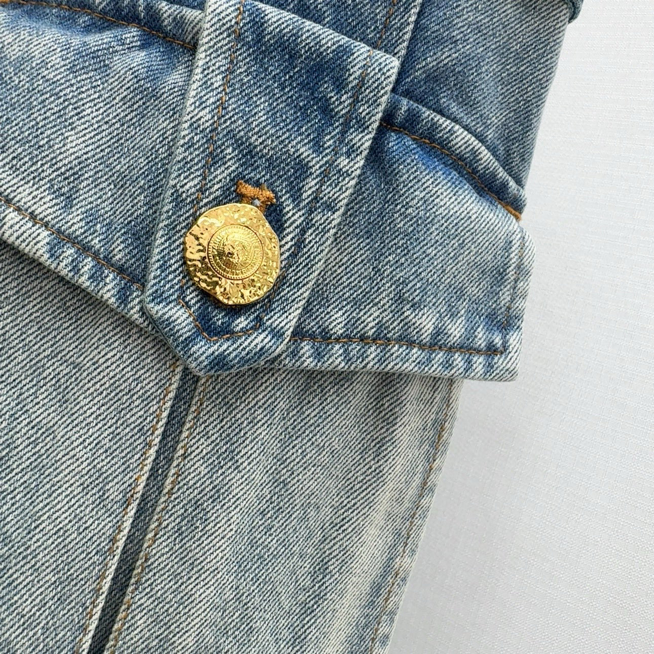 “Stylish Blue Cowboy Suit with High Fashion Appeal for Women” - 图片 5