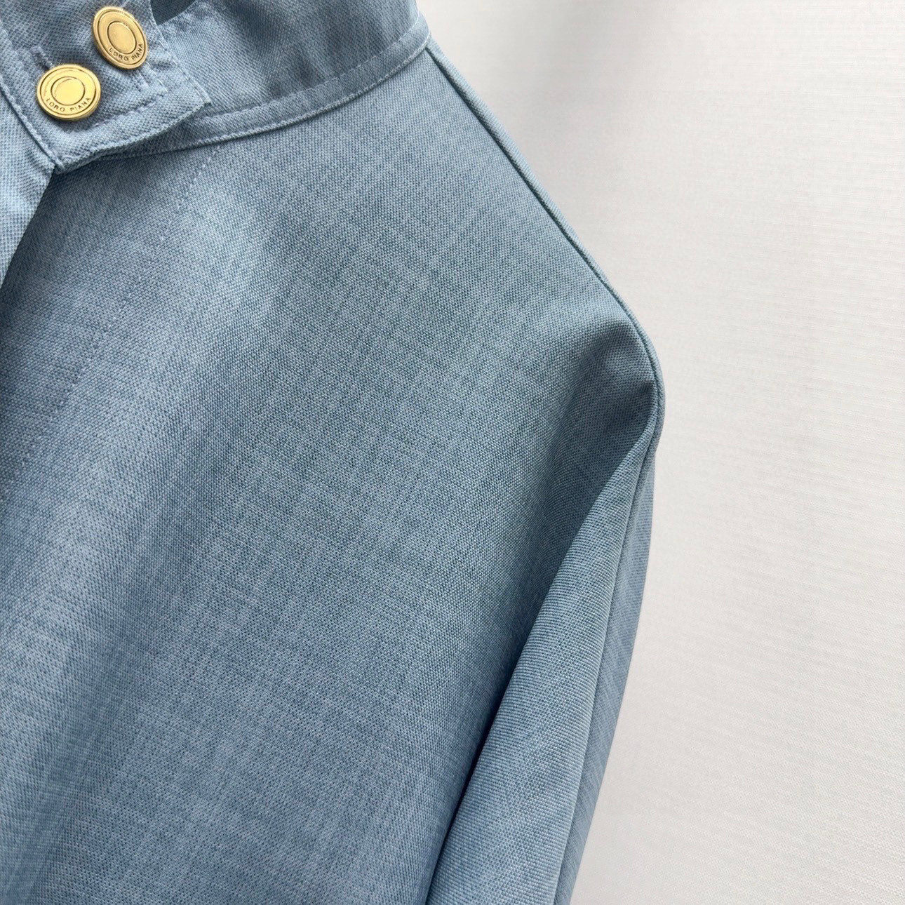 “Versatile and Stylish Southern Fahrenheit-Inspired Long-Sleeved Top for All Seasons” - 图片 5