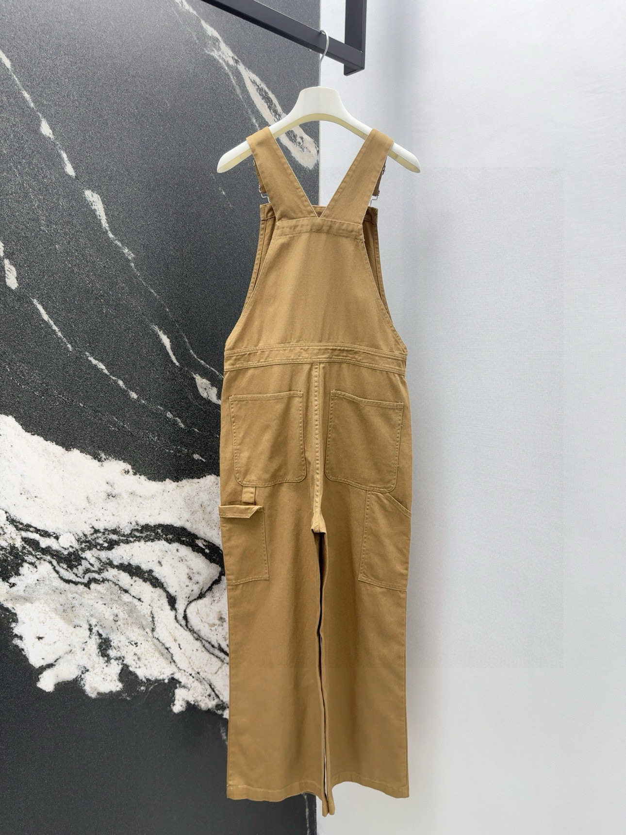 “Original Ferocious Dress: MC 25SS, P744 Packaged – Unveiling the Stylish and Bold Fashion Statement” - 图片 9