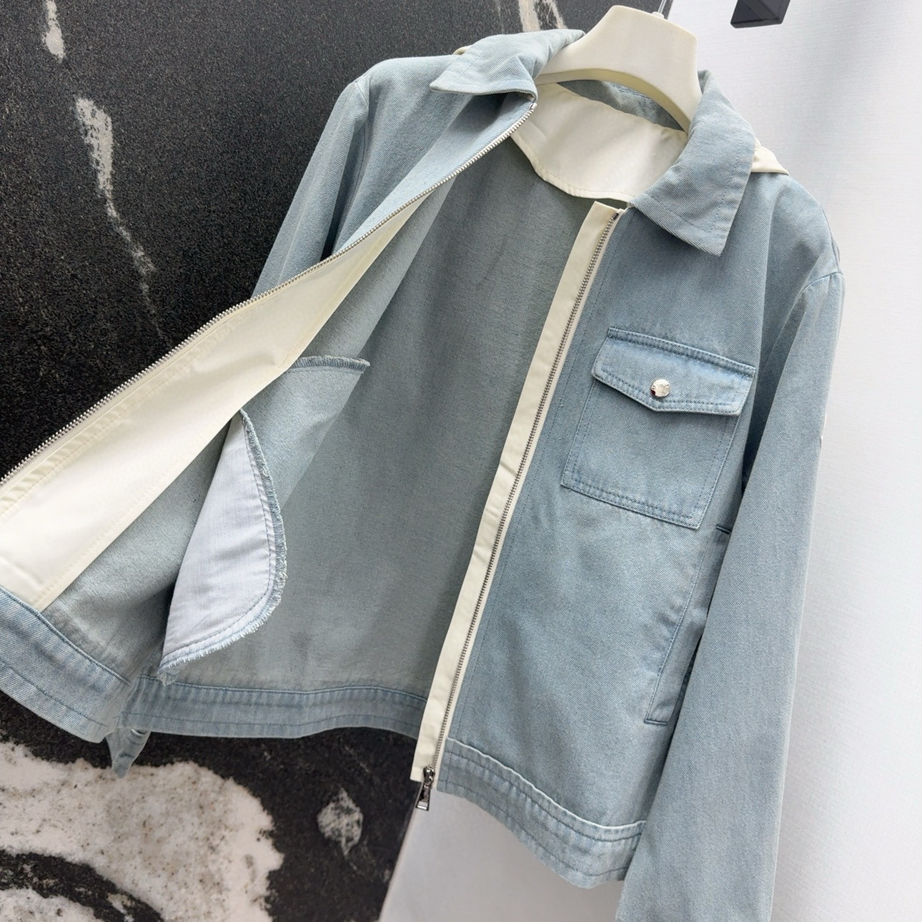 “Red-Danning Blue-Cleaning Cowboy Jacket with Removable Hat and Insulation Kit” - 图片 7