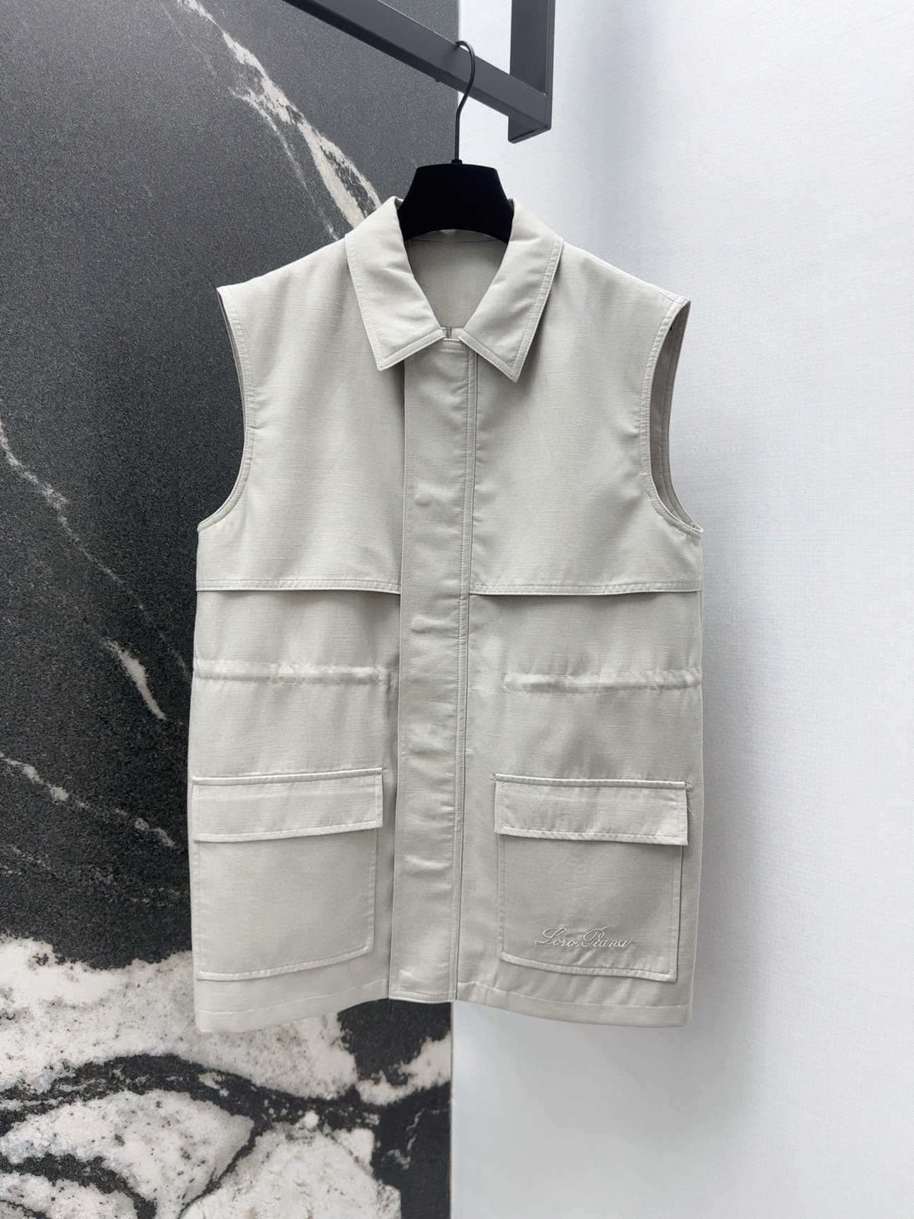 Title: “P768 Original Stylist LP 60SS Packaging Summary: LP 60SS packaged by original stylist brand P768.”