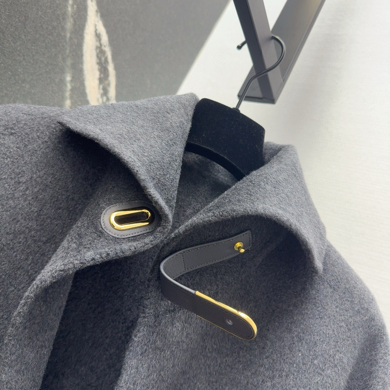 “Fall and Winter Fashion: Stylish Wool Coats for Business and Leisure by P1968 and LP 60SS” - 图片 8