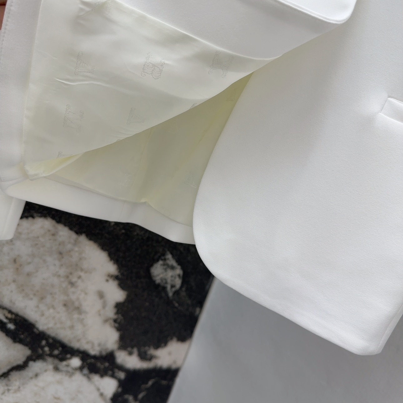 “New Scooter V: Stylish and Comfortable Design for Females – Scrambling and French Elegance” - 图片 6