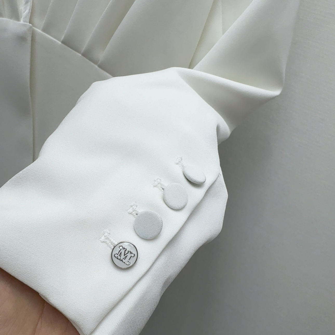 “New Scooter V: Stylish and Comfortable Design for Females – Scrambling and French Elegance” - 图片 4