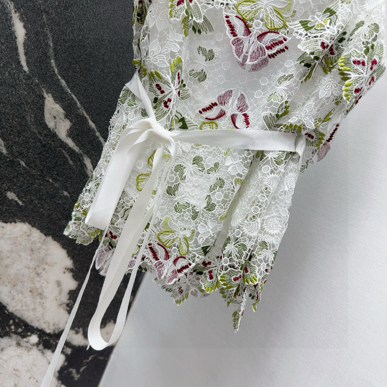 CD 25SS “Spring and Summer New Heavy Butter’s Lacey” Shirt with Butterflies and Laces - 图片 6
