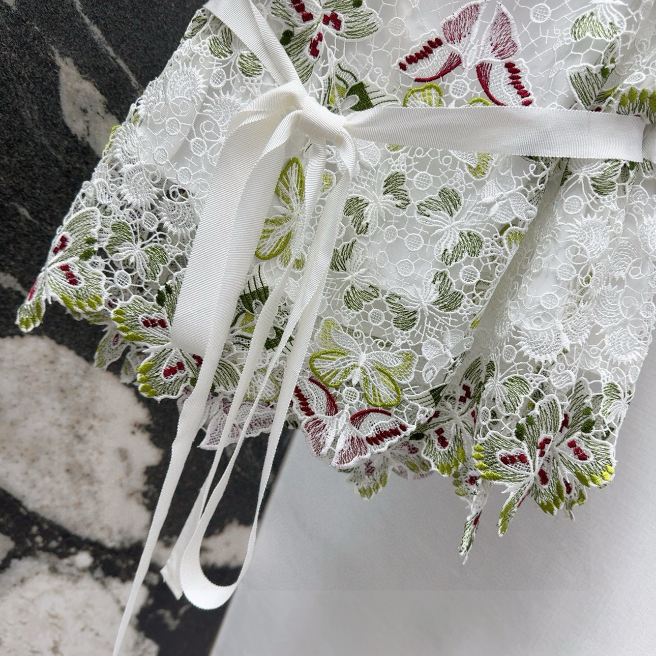 CD 25SS “Spring and Summer New Heavy Butter’s Lacey” Shirt with Butterflies and Laces - 图片 7