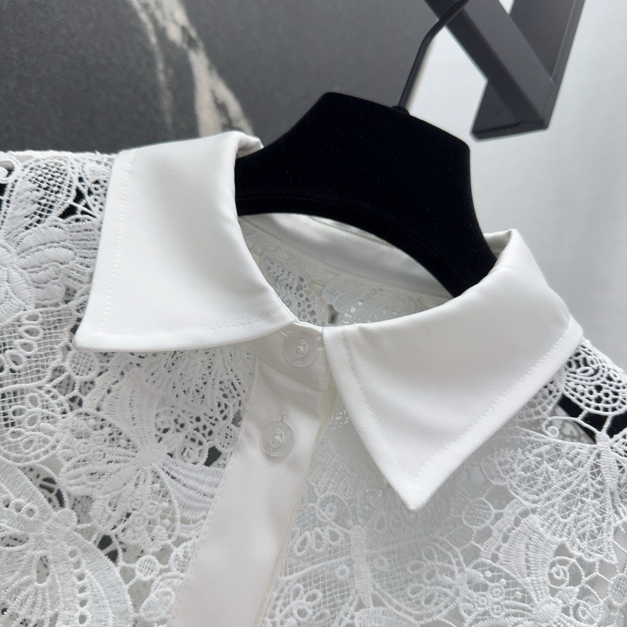 Title: P696 Original Scavenging Dress 25SS Butterfly Series Summary Summary: Elegant, romantic P696 dress with butterflies, laced shirts, and a special aroma, capturing hearts. - 图片 3