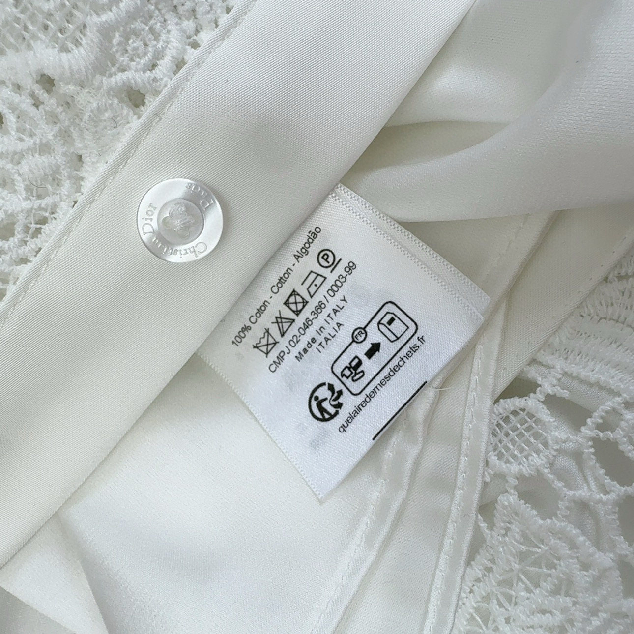 Title: P696 Original Scavenging Dress 25SS Butterfly Series Summary Summary: Elegant, romantic P696 dress with butterflies, laced shirts, and a special aroma, capturing hearts. - 图片 8