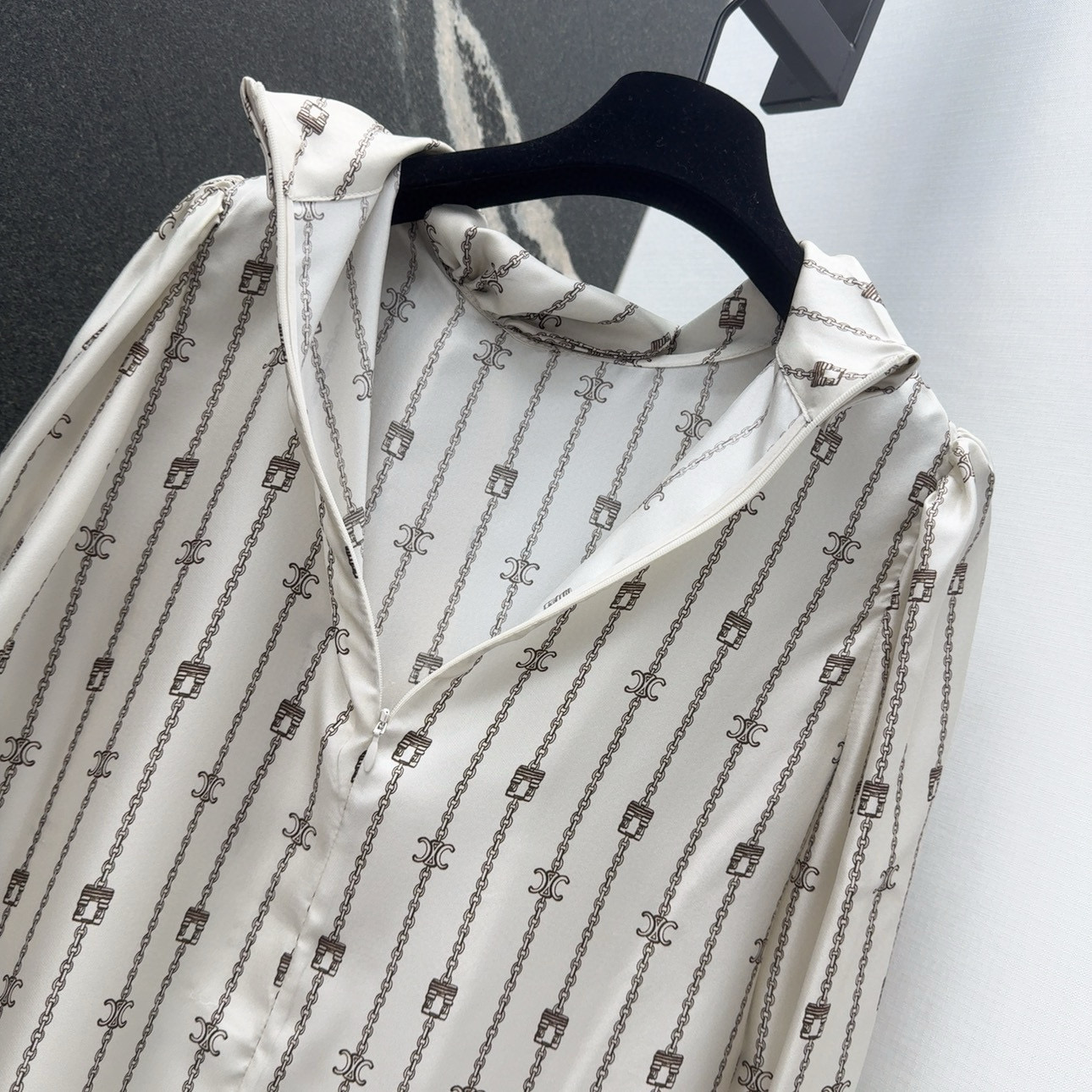 Title: Original Spectrum Women’s Clothes – Silk Collection Summary: Elegant, romantic, and glamorous silk clothes in various styles and sizes. - 图片 9