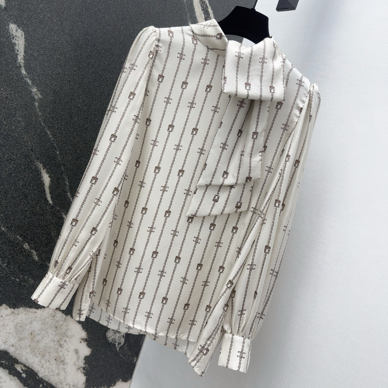 Title: Original Spectrum Women’s Clothes – Silk Collection Summary: Elegant, romantic, and glamorous silk clothes in various styles and sizes. - 图片 2