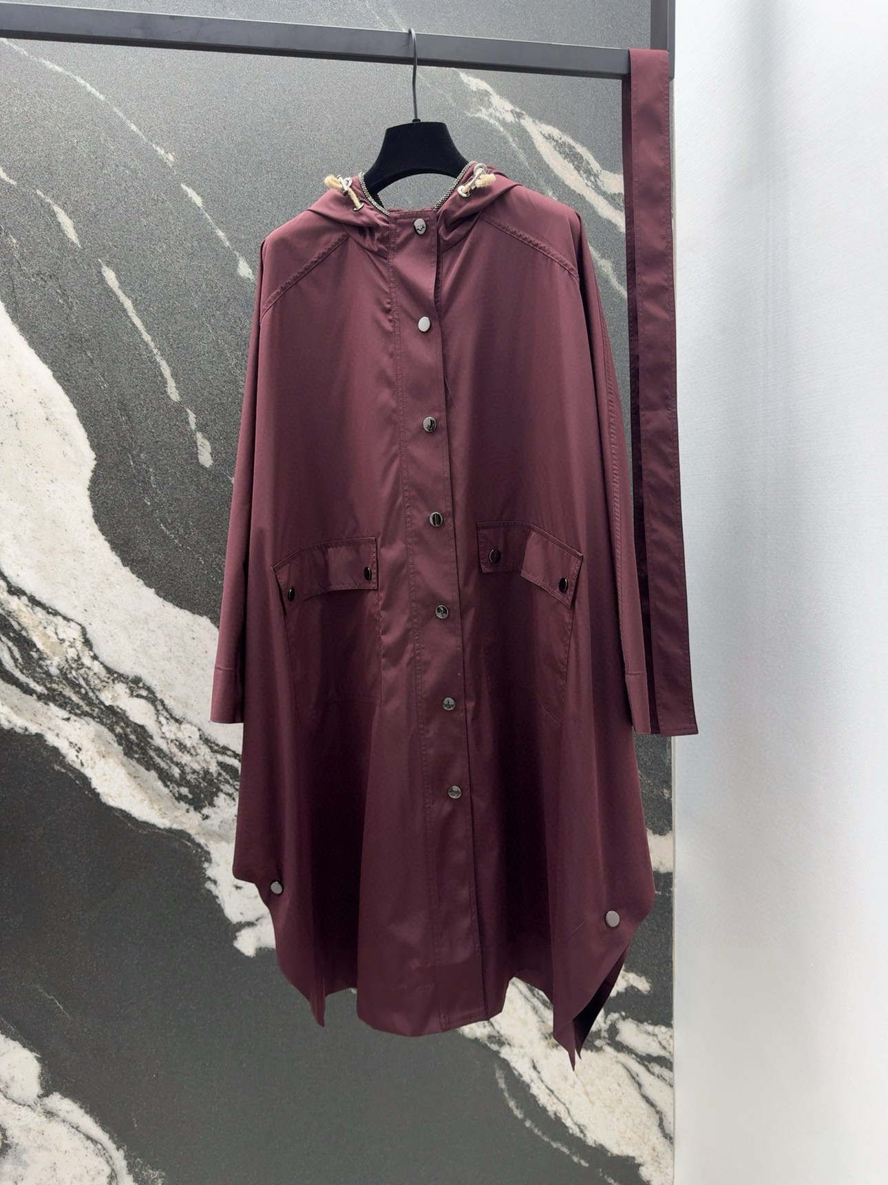 “Autumn Fresh Squawk Dress Collection: Inclusive Styles with Custom Waterproof Technology” - 图片 1