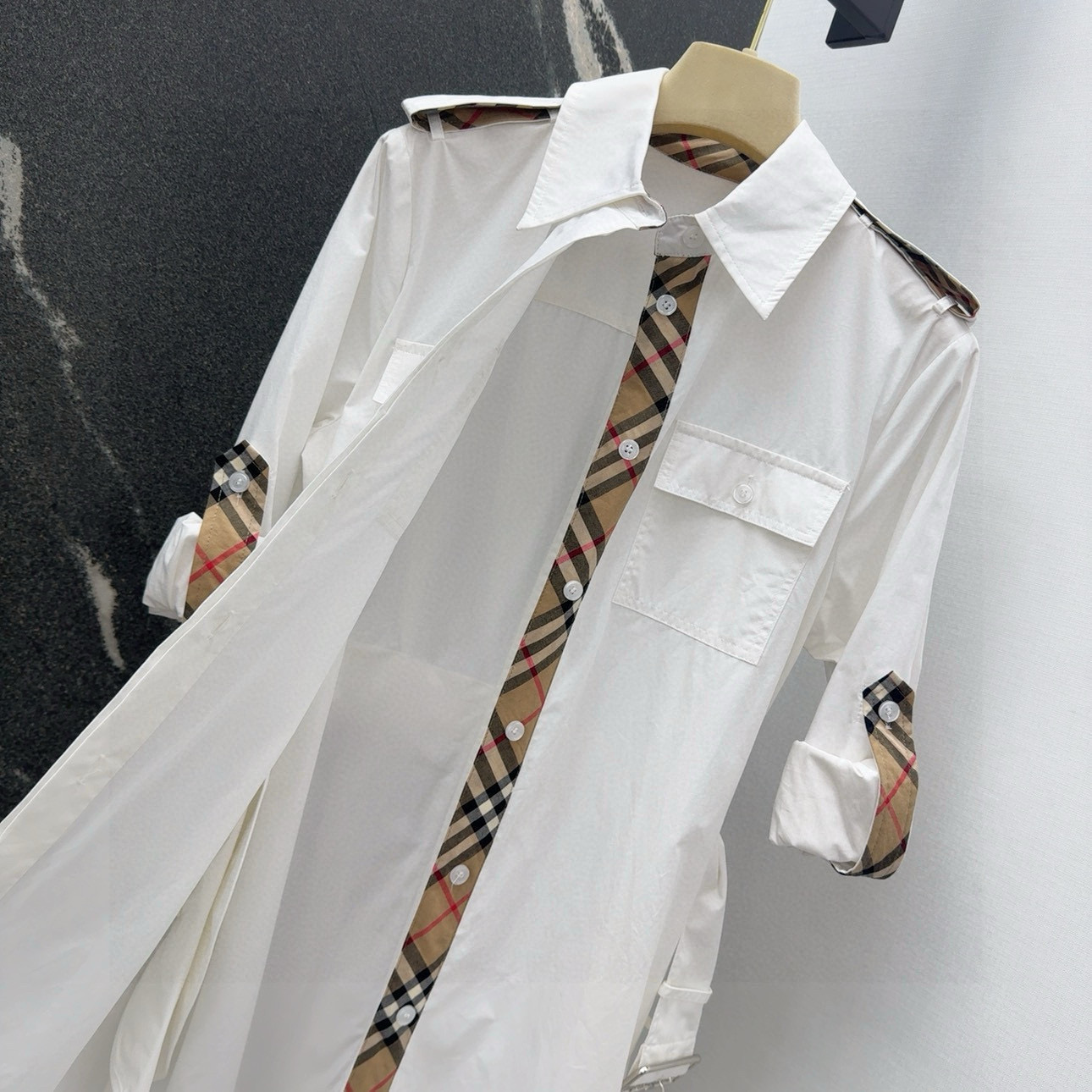 Luxurious Stylish Female Workwear: Spring & Summer Collection with Classic Designs and High-Quality Materials - 图片 7