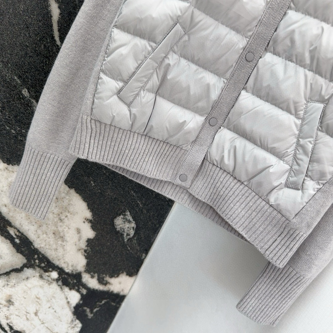 “Women’s P1104 Suit with Dust-Proof Bag: Fall/Winter Wool Clutter, Feather, Velvet Flag, Self-Heating Warmer – Review” - 图片 4