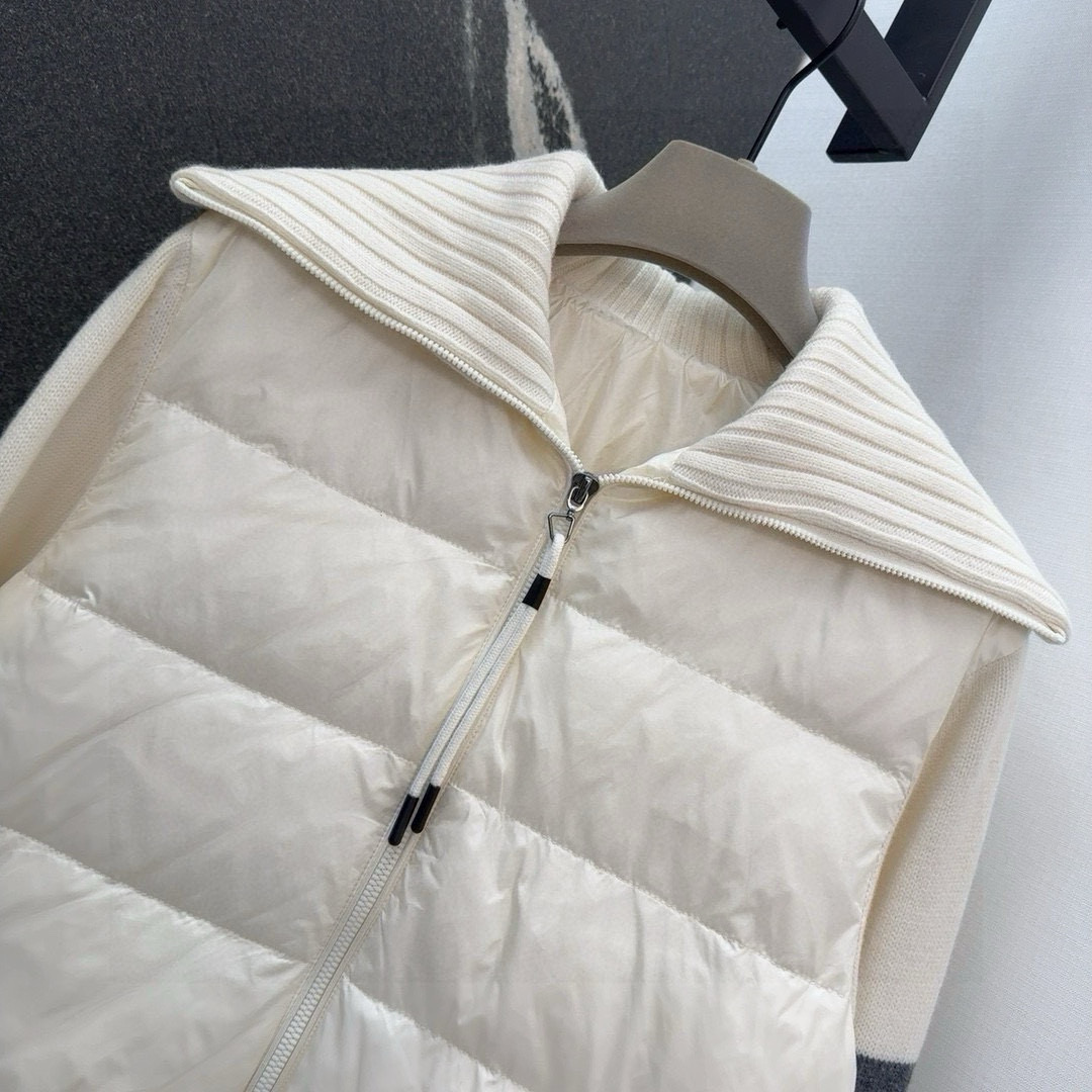Luxurious and Functional P1176 Wool Puddle Outfit with Self-Heating and Elegant Design – National Flag Collection - 图片 3