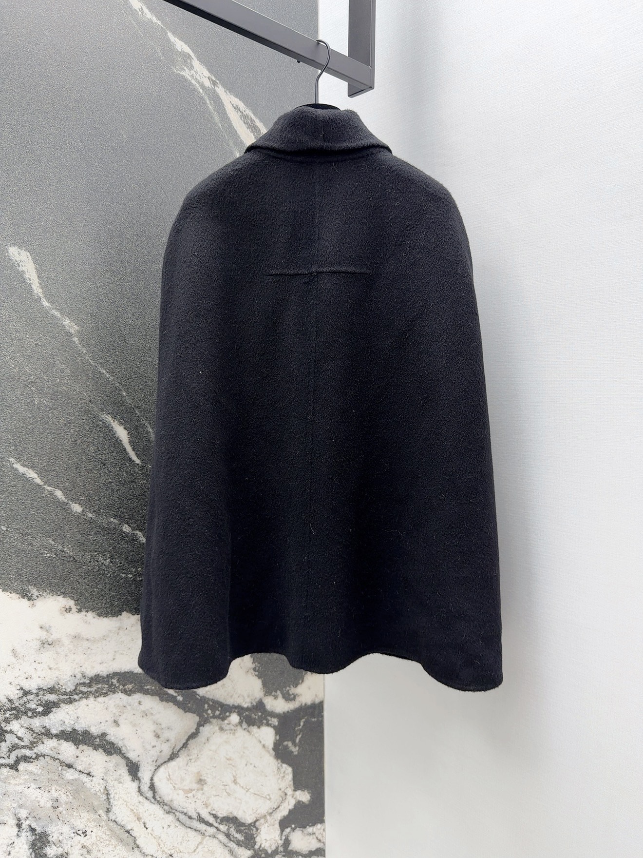Elegant Wool Blend Cape Coat with Pearl Buttons - Chic Winter Style 8 i1759904289113 7515 0 8
