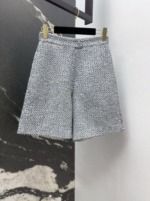 Elegant Tweed Shorts High Waist Five-Point Pants for Women 1 Elegant Tweed Shorts High Waist Five-Point Pants for Women
