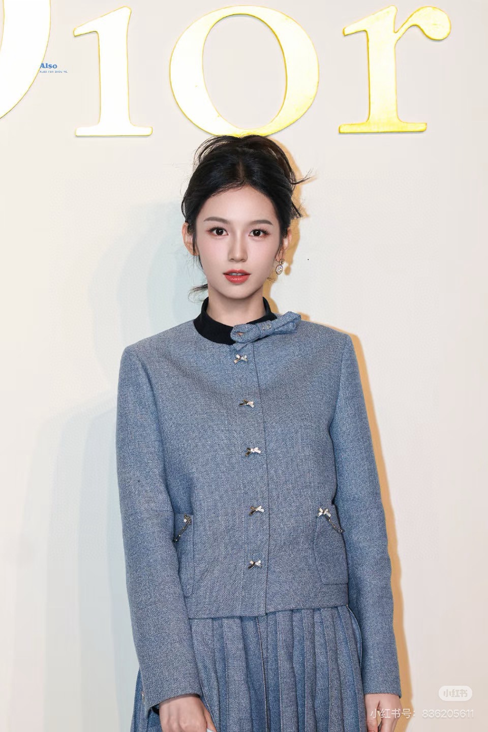 NO:753803,,,19860909,,,Women's clothing