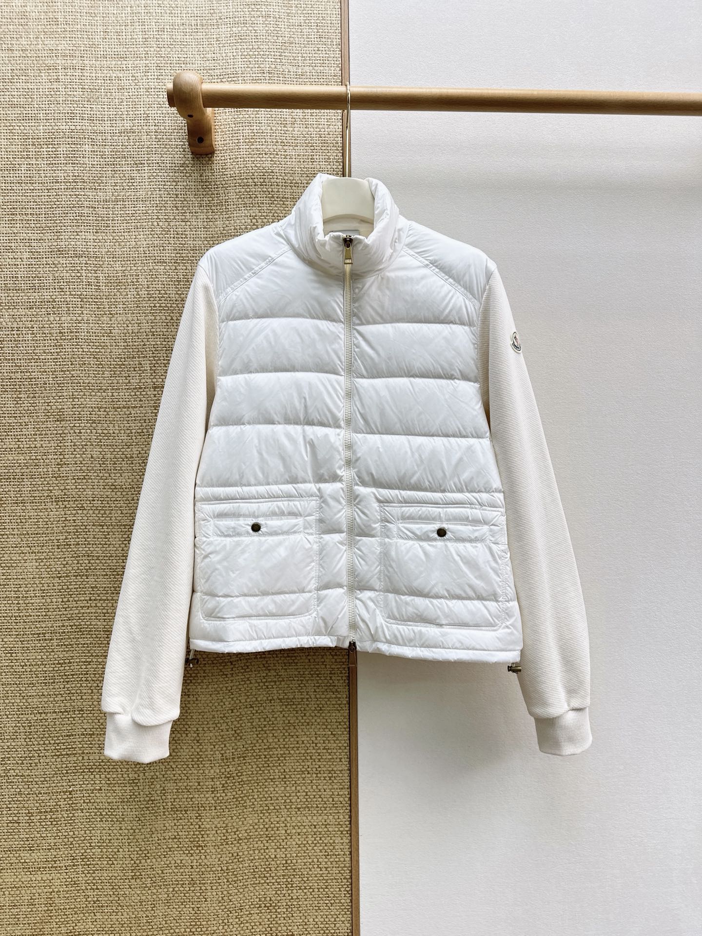 Пуховик Moncler
