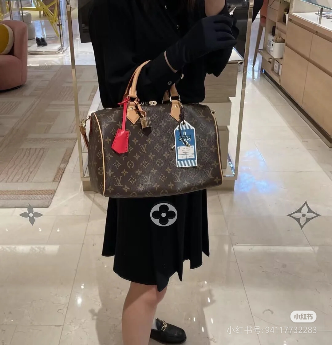 11945 fotos de la parte superior del cuerpo del modelo