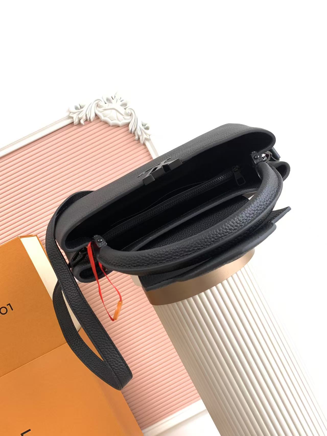 Miniatura 8