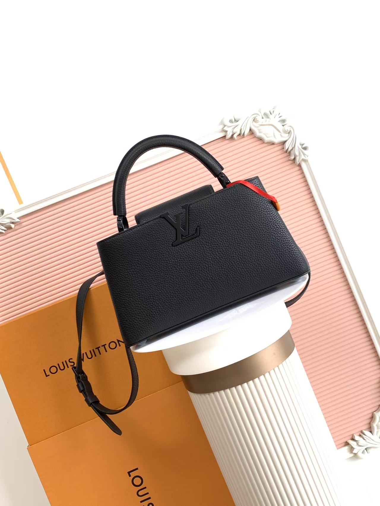 p1030, versión con chip de cambio de código, [Cuero original súper premium, 💋 M25255 tamaño pequeño negro] Este bolso …
