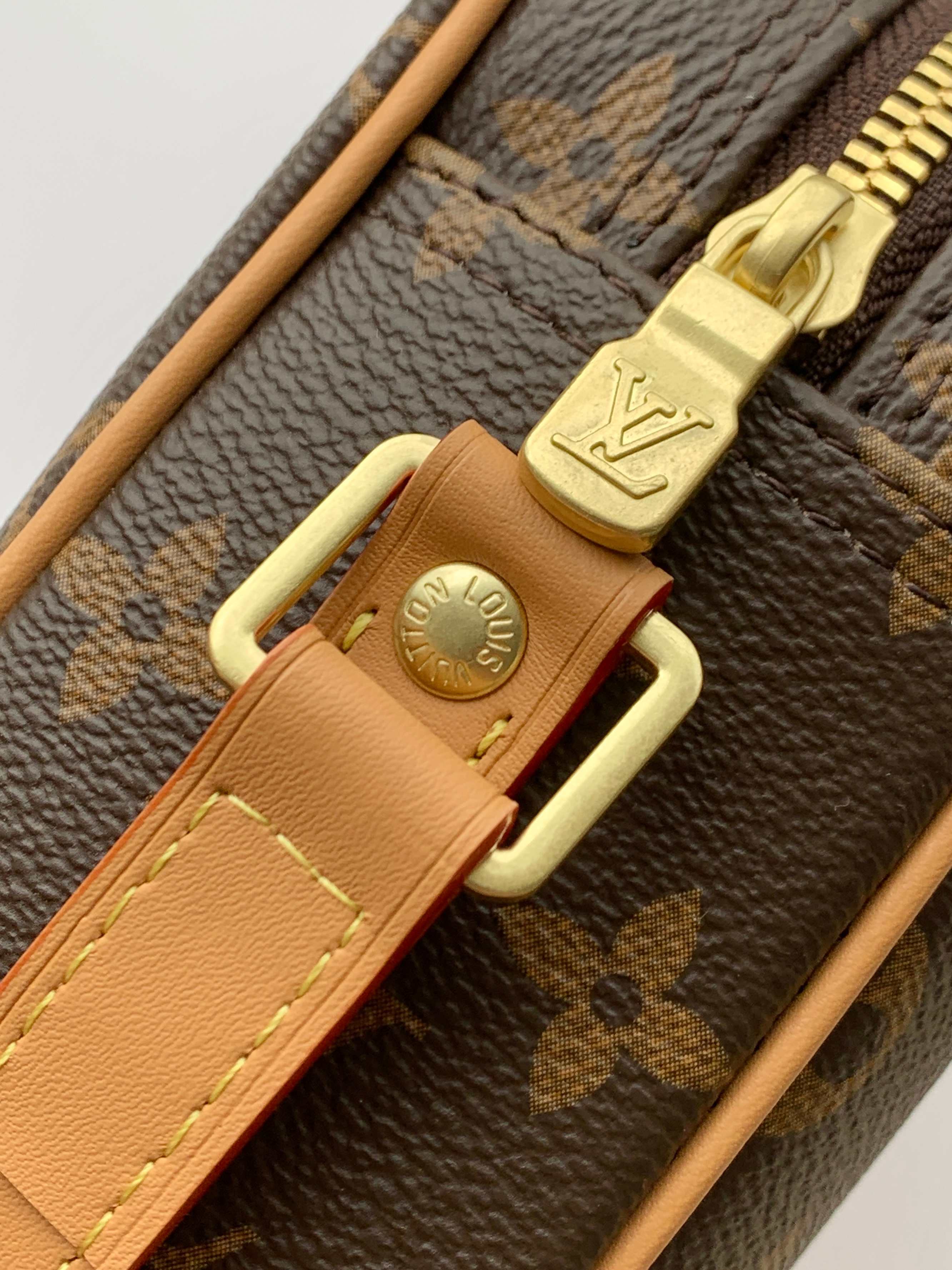 【海原外‬单 独实家‬拍】M51276老花小号 Vintage中古相机包系列 斜挎包，男女通用，经典的M