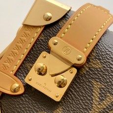 PM83018 迷你 顶级原单Pico Side Trunk 手袋融合 Monogram 帆布和皮革饰边 PM83018 迷你 顶级原单Pico Side Trunk 手袋融合 Monogram 帆布和皮革饰边